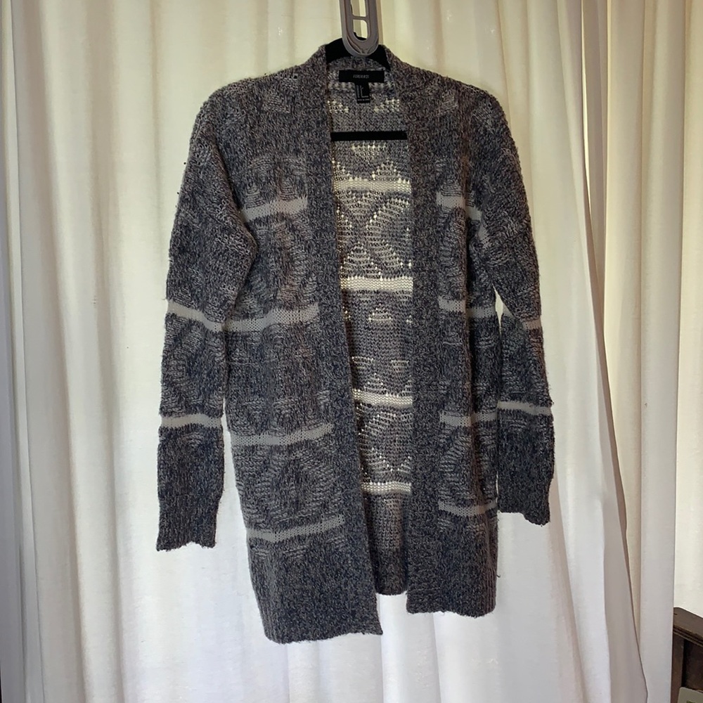 Forever21 long sweater, Size small